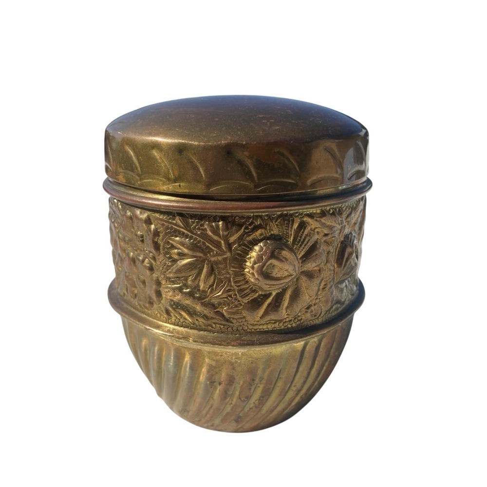 20th CENTURY BRASS SNUFF OR TOBACCO JAR HAND ENGRAVED FLORAL FLOWERS 3.75"